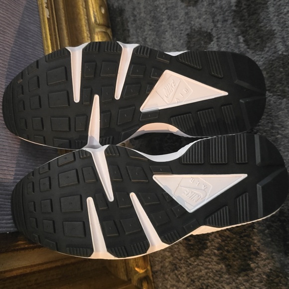 New Emerald Air Huarache - Picture 3 of 3